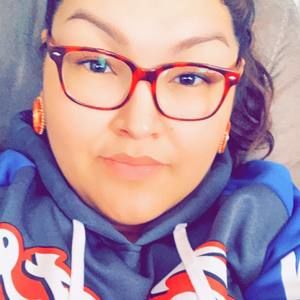 Meet your Posher, Stella